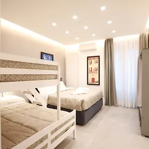 https://unique-luxury-stay.it-romehotels.com
