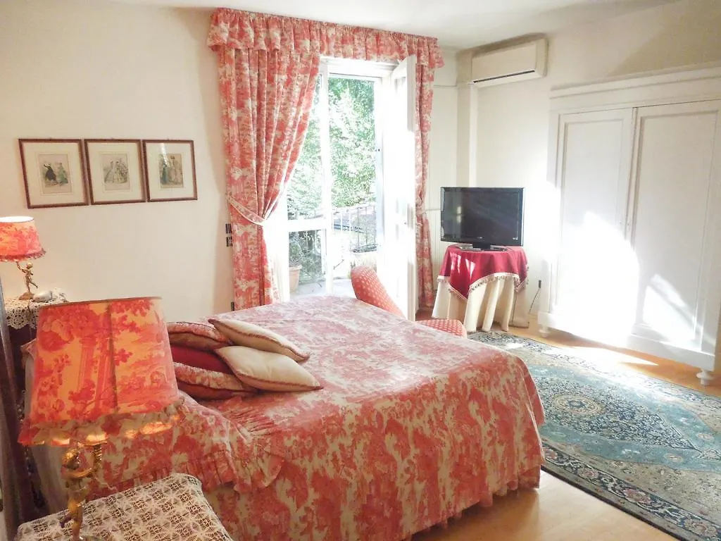 Villa Olivia Bergamo 0*,